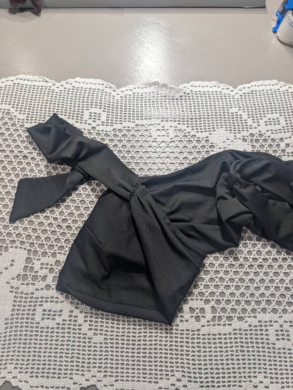Peppermayo Black Bandeau Style Tie-Detail Women’s Top Size Small